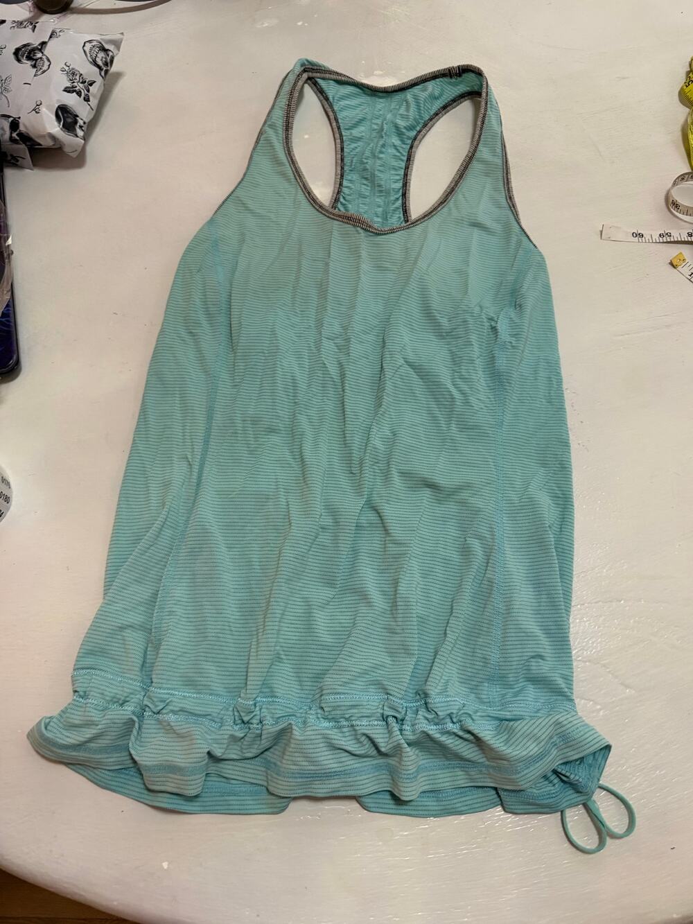 Lululemon Run: Chase Me light blue tank top runched racerback Aquamarine sz 4